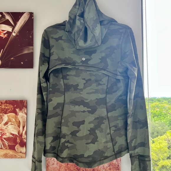 Lululemon Camouflage Zip-Up Sports Jacket - Picture 6 of 11